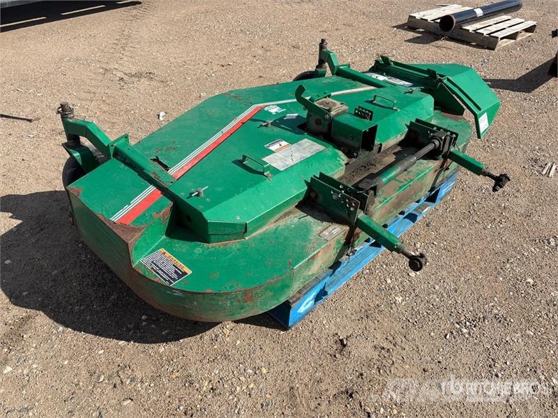 Cushman 807 4x2 Ride-On Lawn Mower Самохідні газонокосарки
