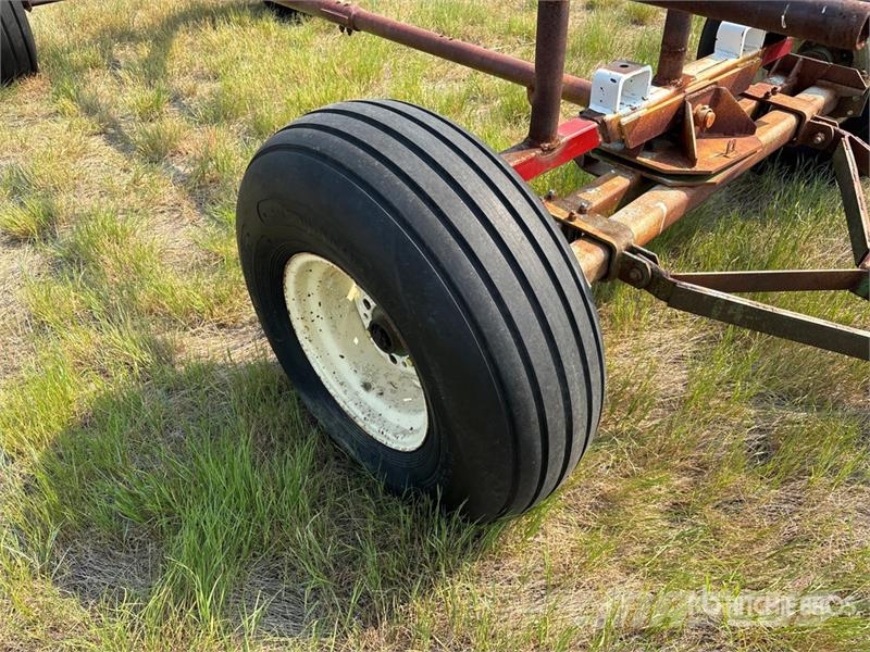 Custom Built 16 ft Header Transport Trailer Autre remorque agricole