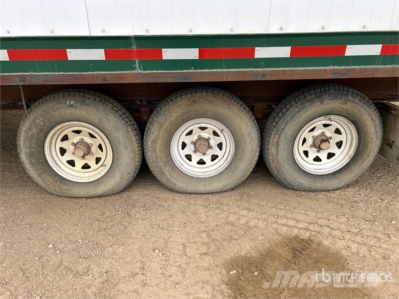 Custom Built 22 ft x 11 ft Portable Tri/A Washcar معدات البناء - غير ذلك