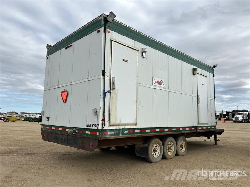 Custom Built 22 ft x 11 ft Portable Tri/A Washcar معدات البناء - غير ذلك