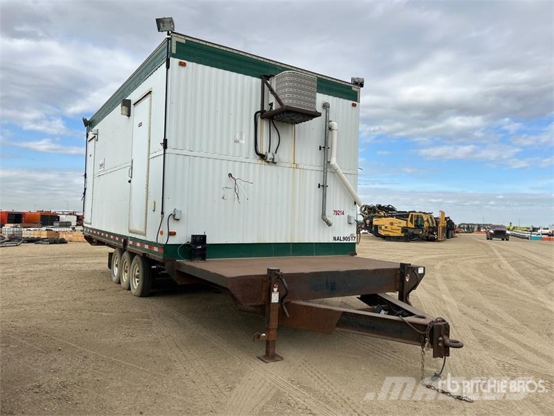 Custom Built 22 ft x 11 ft Portable Tri/A Washcar معدات البناء - غير ذلك