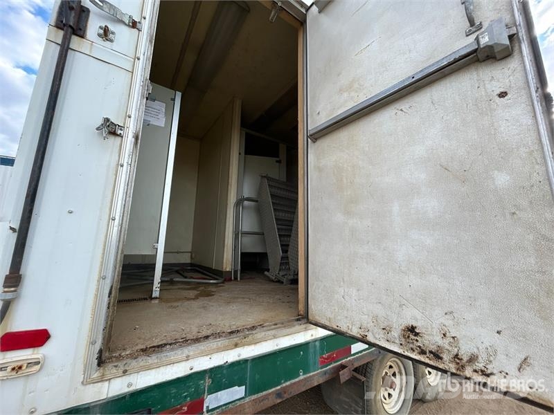 Custom Built 22 ft x 11 ft Portable T/A Washcar Sonstige Baumaschinen