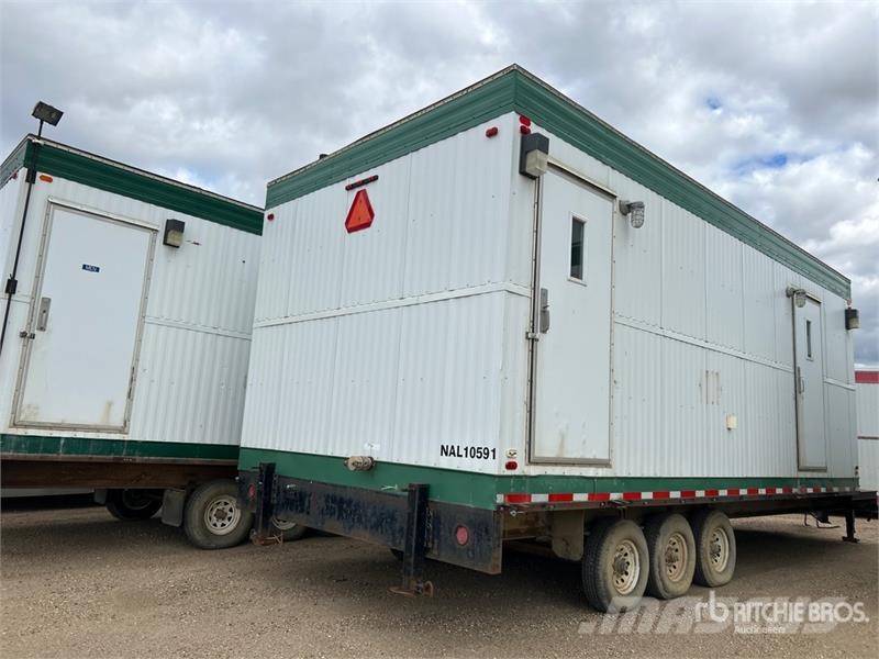 Custom Built 24 ft x 11 ft Portable Tri/A Lavatory Maszyny budowlane - Inne