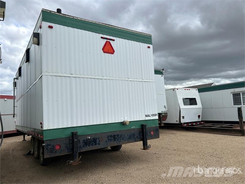 Custom Built 24 ft x 11 ft Portable Tri/A Lavatory Maszyny budowlane - Inne