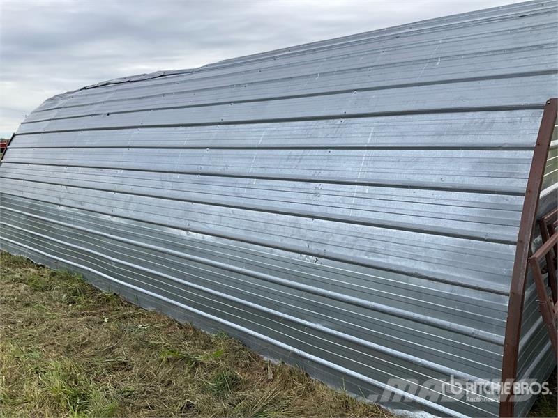 Custom Built 24 ft x 13 ft Calf Livestock Shelter Інше тваринницьке обладнання