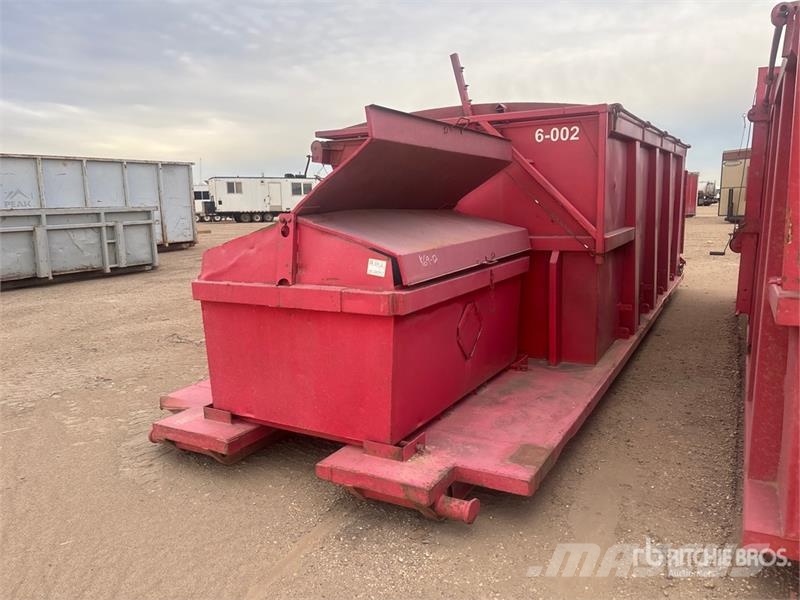 Custom Built 28 m3 8 ft x 18 ft Skid Mounted Waste Outros Florestal