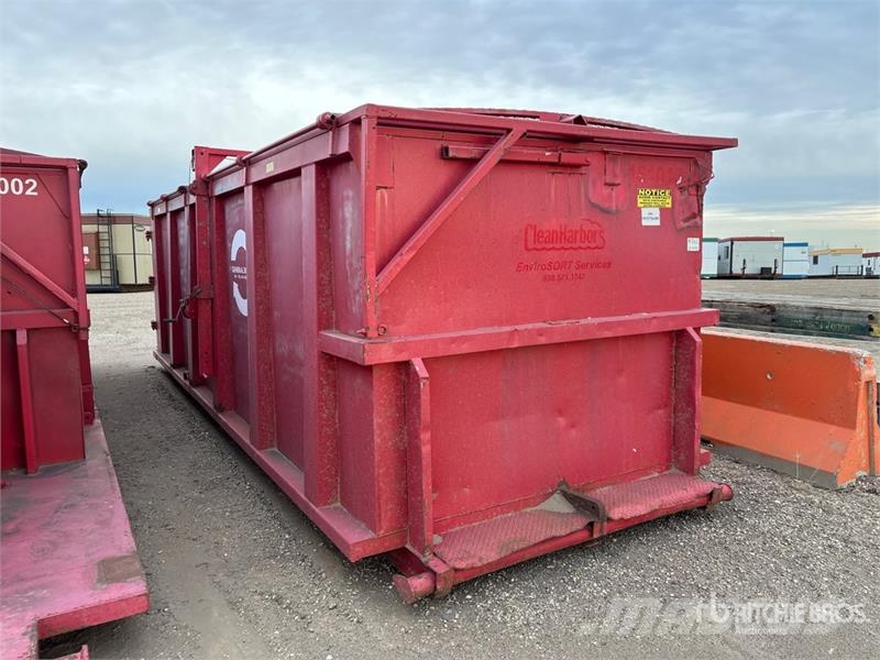 Custom Built 28 m3 8 ft x 22 ft Skid Mounted Waste Outros Florestal