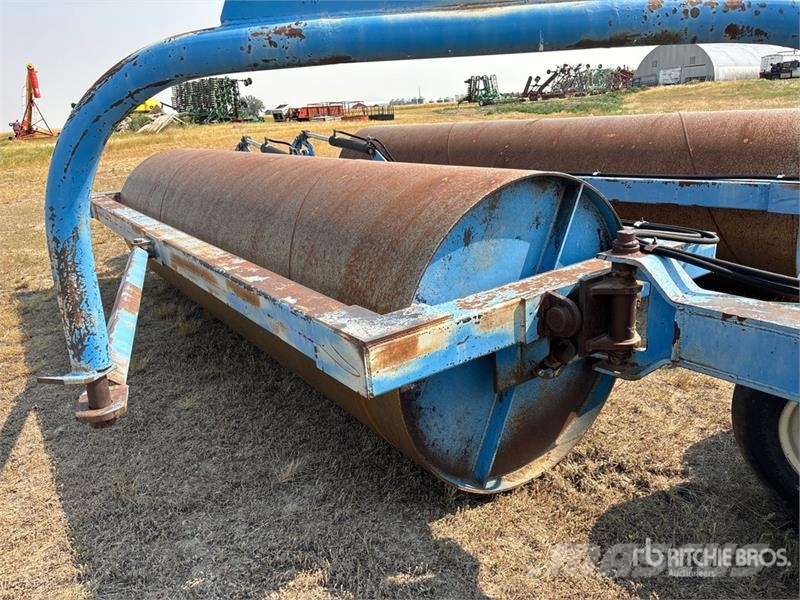 Custom Built 41 ft Land Roller Rouleau