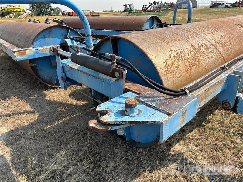 Custom Built 41 ft Land Roller Rouleau