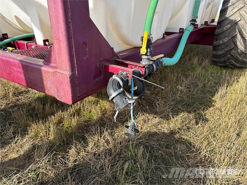 Custom Built 4100 gal Fertilizer Cart Rasturači mineralnog đubriva