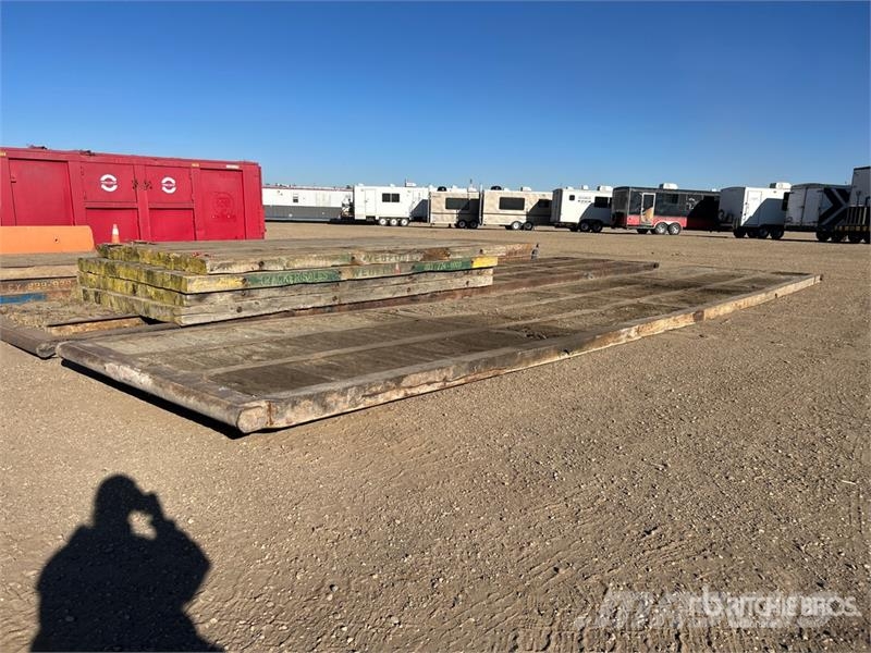  Custom Built 8 ft x 40 ft Rig Mats ملحقات وقطع غيار معدات الحفر