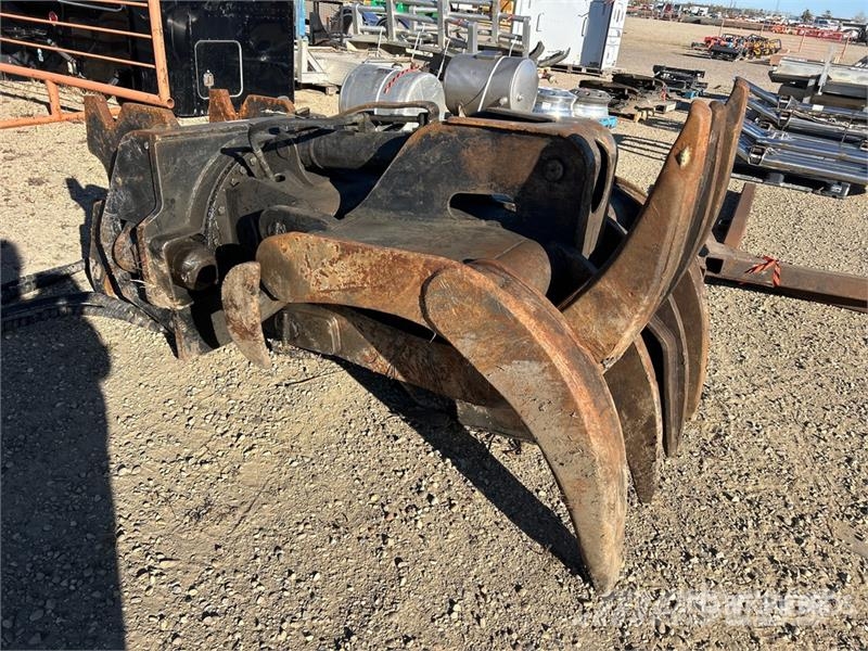 CWS 48 in Short Wood Log Grapple - Fits John Deere 265 Garras