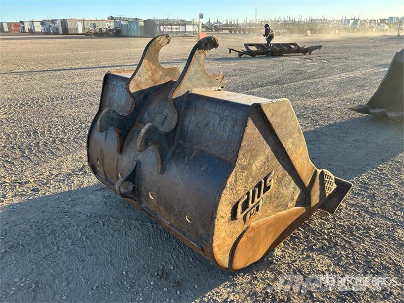 CWS 66 in Q/C Excavator Bucket - Fits Komatsu PC300LC- Bakken