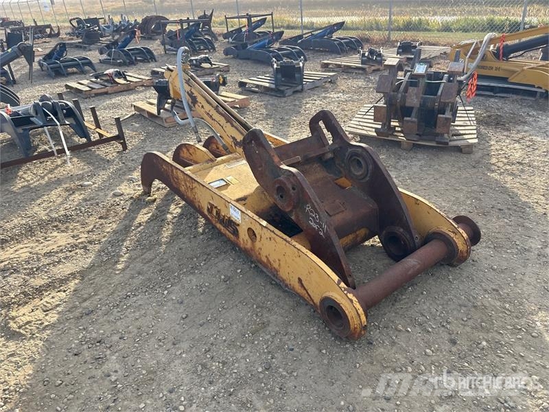 CWS Excavator Thumb - Fits John Deere 330 دلاء