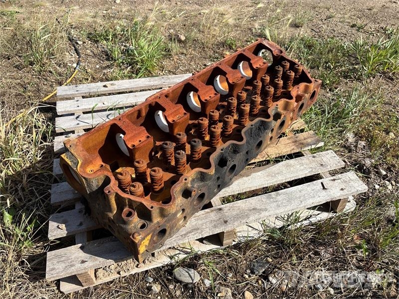 Cylinder Head - Fits Cat Andre komponenter