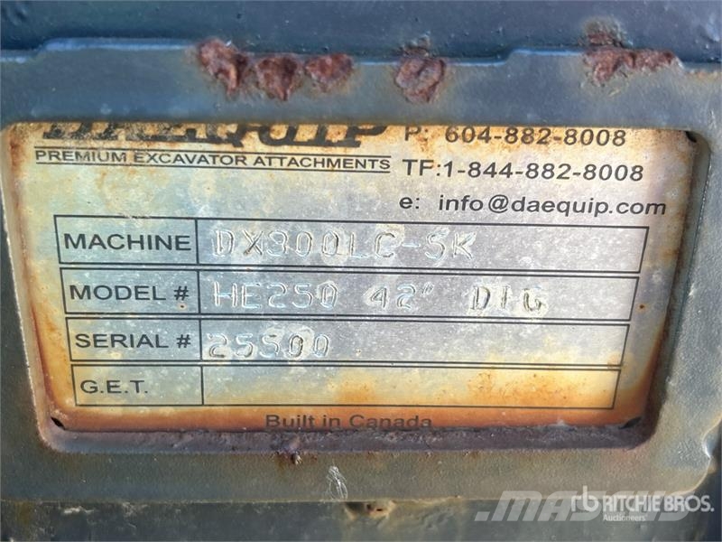 DaeQuip HE250 HE250424XDDBQC 42 in Q/C Digging Excavator B Baldes