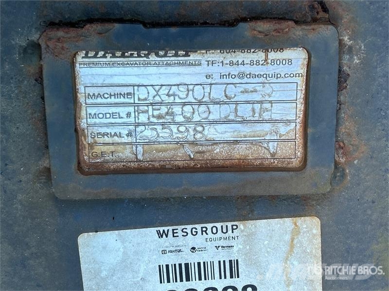 DaeQuip HE400 80 in Hydraulic Excavator Thumb 挖斗