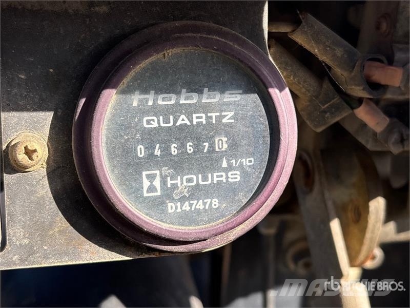Daewoo G30P-3 5050 lb Pneumatic Tire Forklift شاحنات ذات رافعات شوكية - أخرى