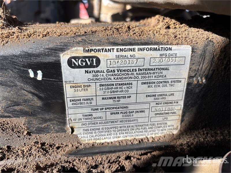 Daewoo G30P-3 5050 lb Pneumatic Tire Forklift شاحنات ذات رافعات شوكية - أخرى