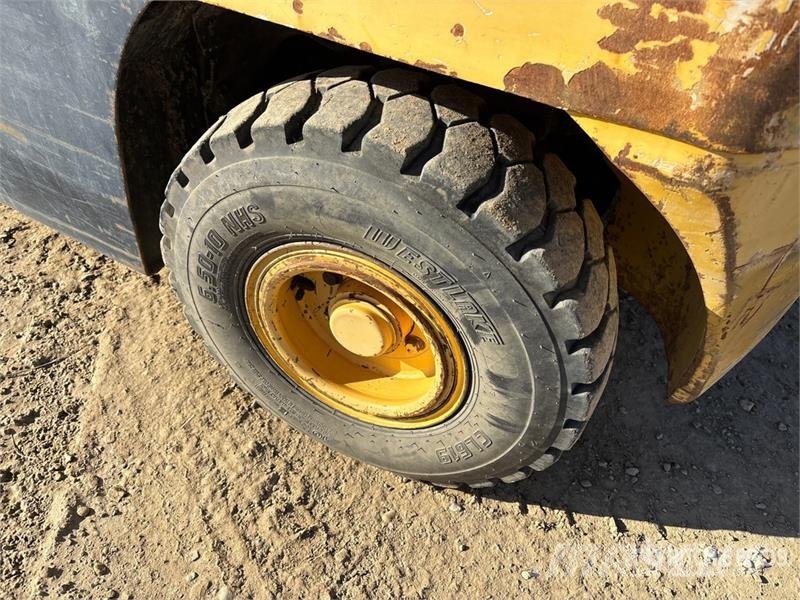 Daewoo G30P-3 5050 lb Pneumatic Tire Forklift شاحنات ذات رافعات شوكية - أخرى