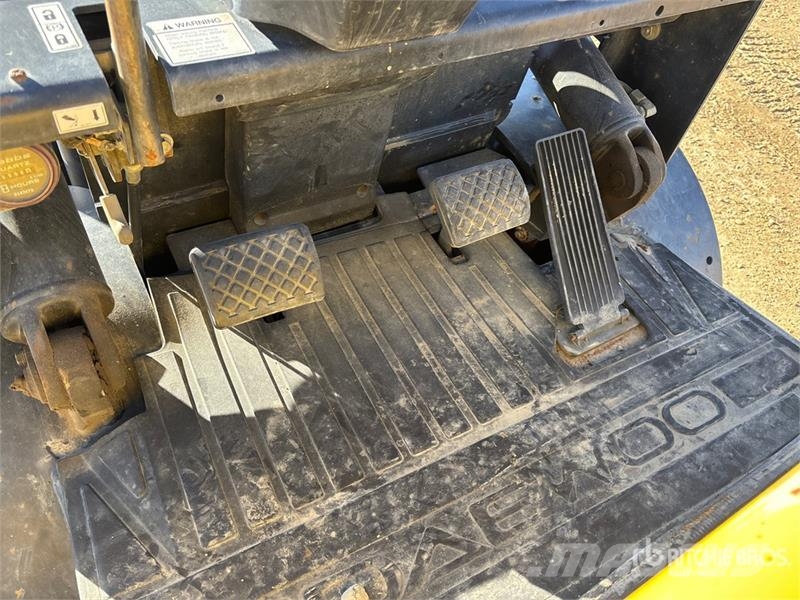 Daewoo G30P-3 5050 lb Pneumatic Tire Forklift شاحنات ذات رافعات شوكية - أخرى