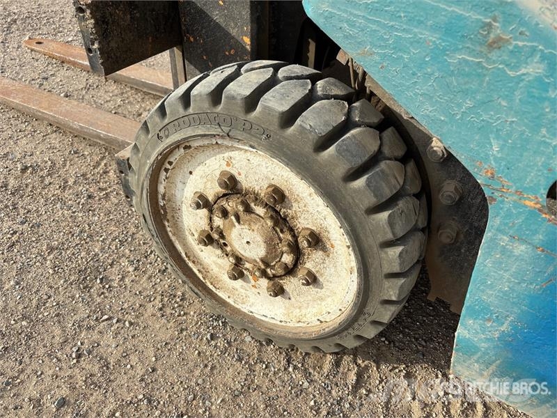 Datsun CPP02 4500 lb Cushion Tire Forklift Otras carretillas elevadoras