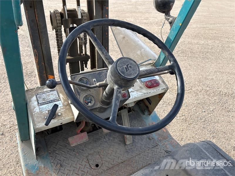 Datsun CPP02 4500 lb Cushion Tire Forklift Otras carretillas elevadoras