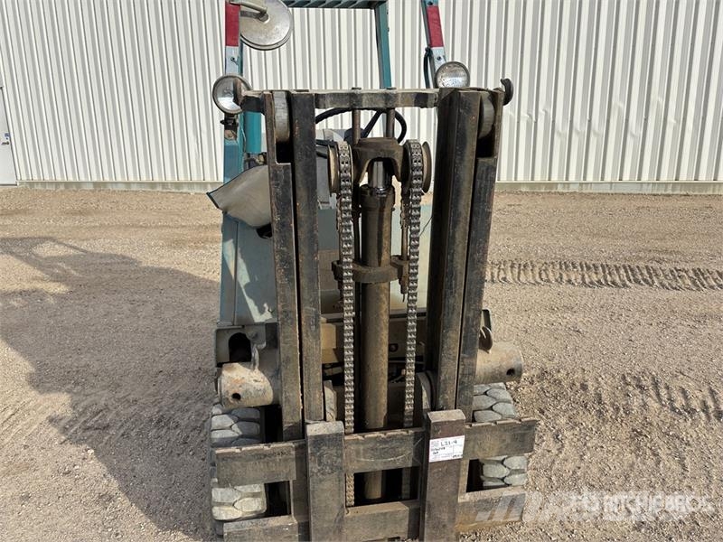 Datsun CPP02 4500 lb Cushion Tire Forklift Otras carretillas elevadoras