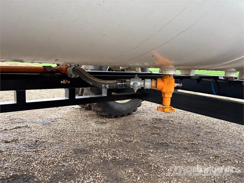 DE BCF 4000 NH3 Tank Další
