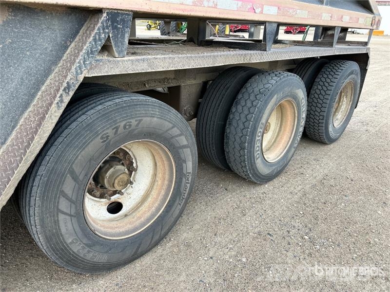  Decap 36 ft Tri/A Belly Dump Trailer 自卸拖车