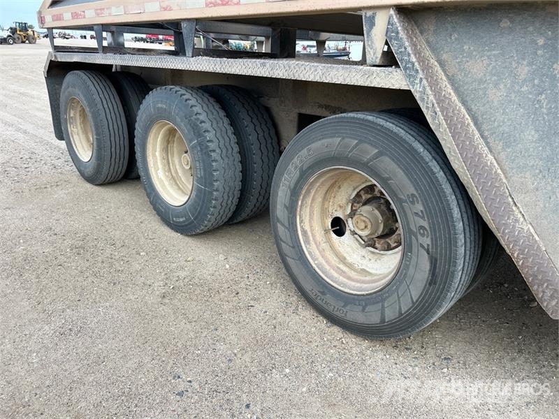  Decap 36 ft Tri/A Belly Dump Trailer 自卸拖车