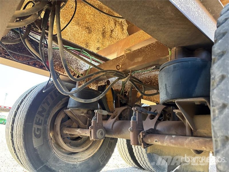 Decap 38 ft Tri/A Belly Dump Trailer Billenő pótkocsik