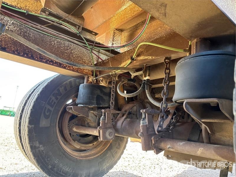 Decap 38 ft Tri/A Belly Dump Trailer Billenő pótkocsik