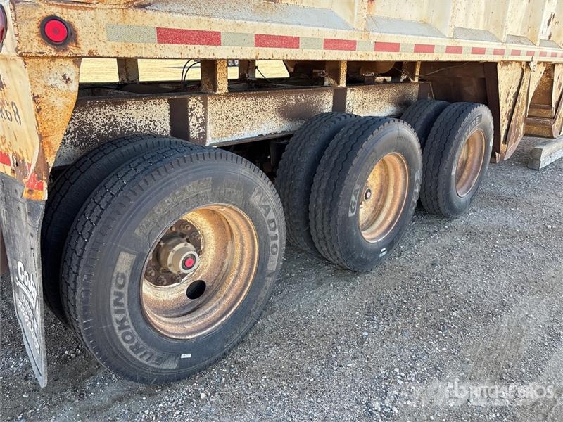 Decap 38 ft Tri/A Belly Dump Trailer Billenő pótkocsik