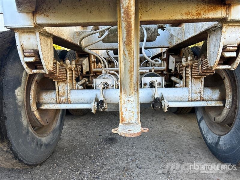 Decap Trailer 42 ft Tri/A Belly Dump Trailer Самоскиди