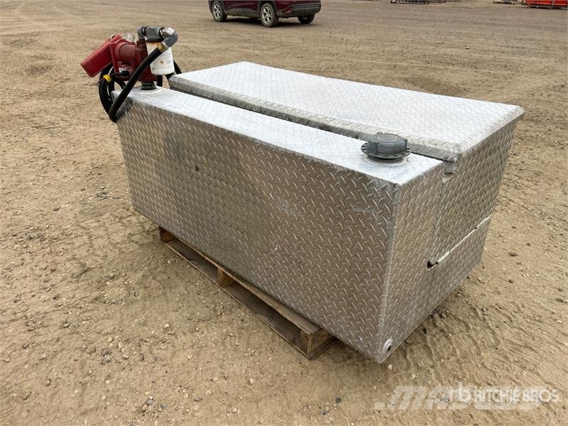DeeZee 350 L Aluminum Combo Fuel Tank Üzemanyag- és adaléktartályok