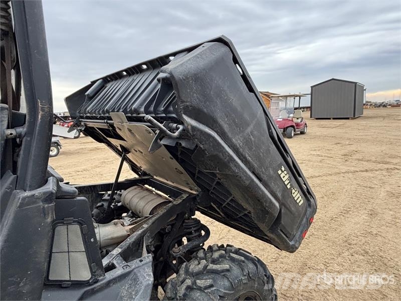  Defender 800 4x4 Utility Vehicle ماكينات منفعة عامة