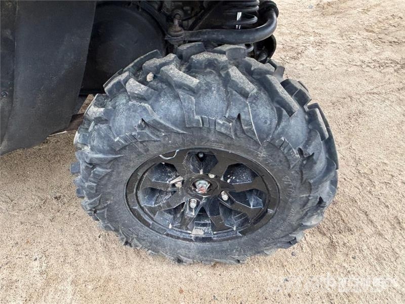  Defender 800 4x4 Utility Vehicle ماكينات منفعة عامة
