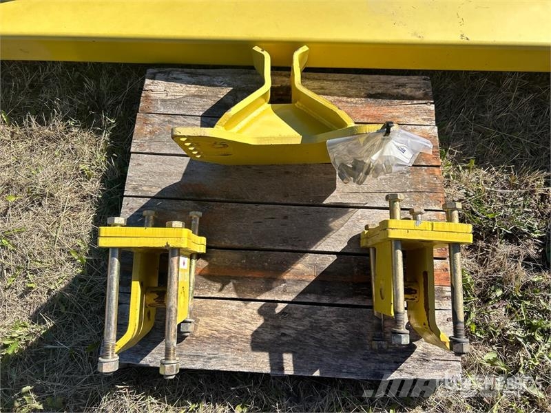 Degelman 10-46/57 10 ft 4 Way Tractor Dozer Overige accessoires voor tractoren