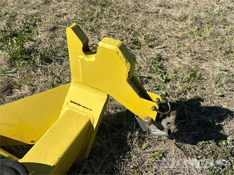 Degelman 10-46/57 10 ft 4 Way Tractor Dozer Overige accessoires voor tractoren