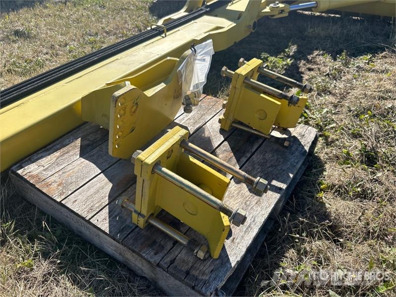 Degelman 10-46/57 10 ft 4 Way Tractor Dozer Overige accessoires voor tractoren