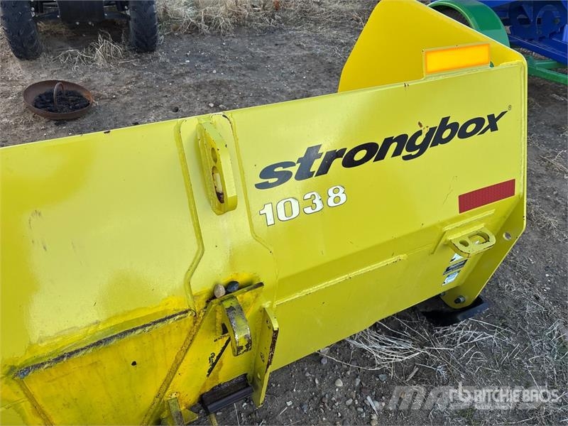 Degelman 1038 10 ft Snow Pusher Снігоочищувальні ножі та плуги