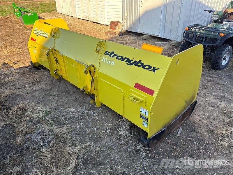 Degelman 1038 10 ft Snow Pusher Снігоочищувальні ножі та плуги