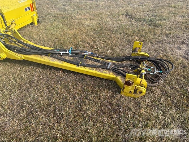 Degelman 5900 14 ft Tractor Dozer ملحقات أخرى للجرارات