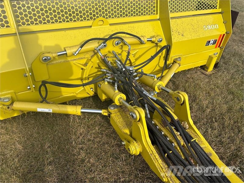 Degelman 5900 14 ft Tractor Dozer ملحقات أخرى للجرارات
