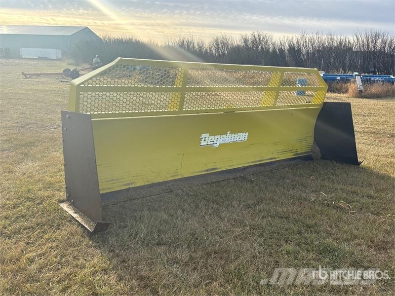 Degelman 5900 14 ft Tractor Dozer ملحقات أخرى للجرارات