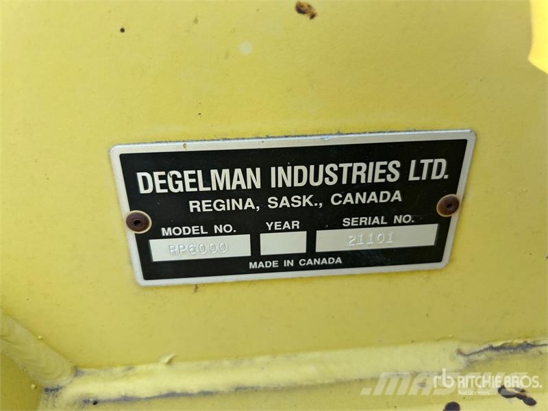 Degelman 6000 56 in Paddle Rock Picker 石磔除去機