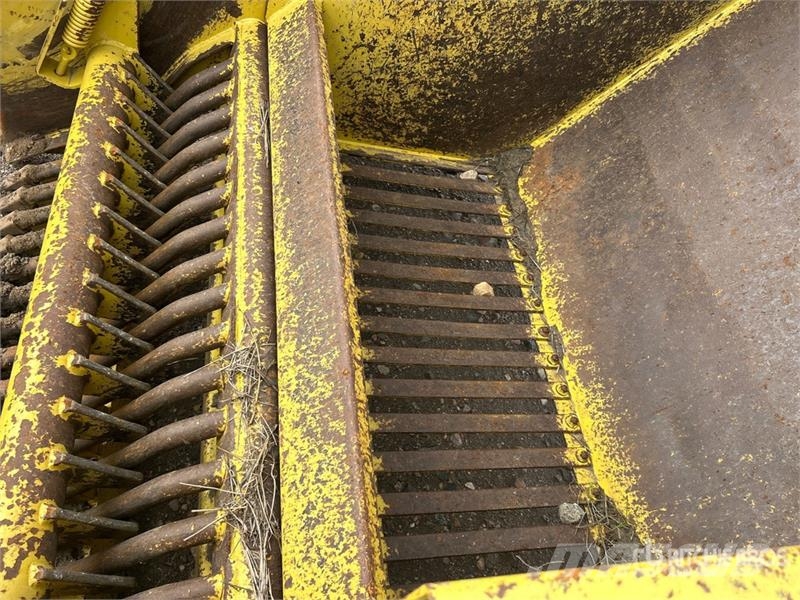 Degelman 6000 67 in Paddle Rock Picker Stone Pickers