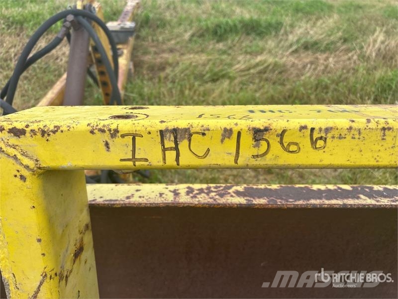 Degelman 9STD 108 in Dozer Blade Cuchillas