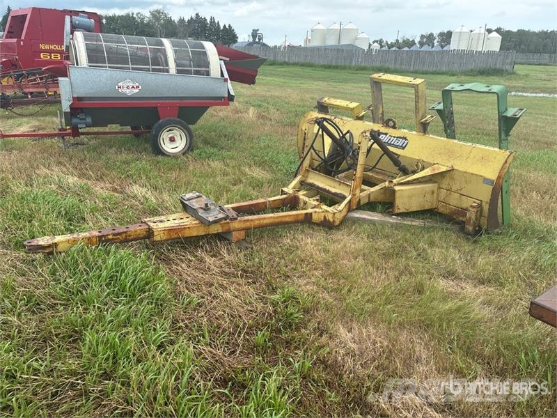 Degelman 9STD 108 in Dozer Blade Cuchillas